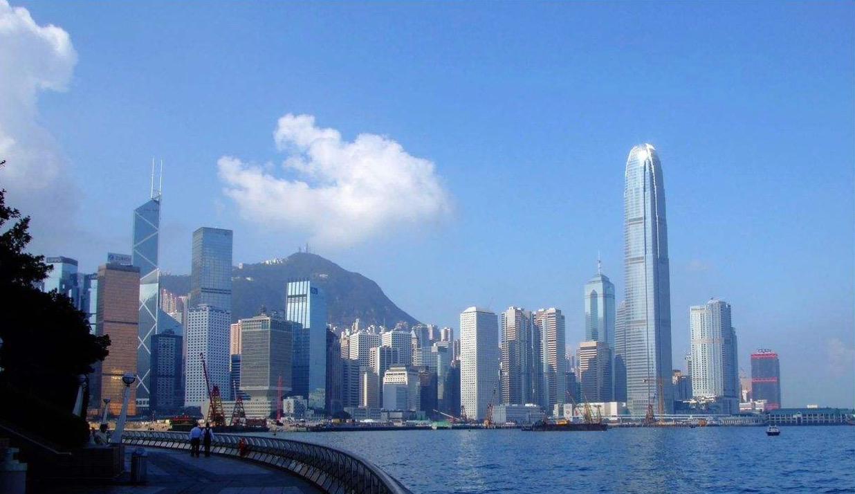 香港公司的年審能否提前辦理？